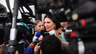 Kenia López pide que regreso de Rocha Moya no busque fuero